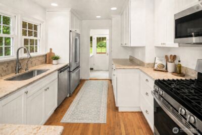 409 W Dravus Street , Seattle, WA 98119 - Photo 9