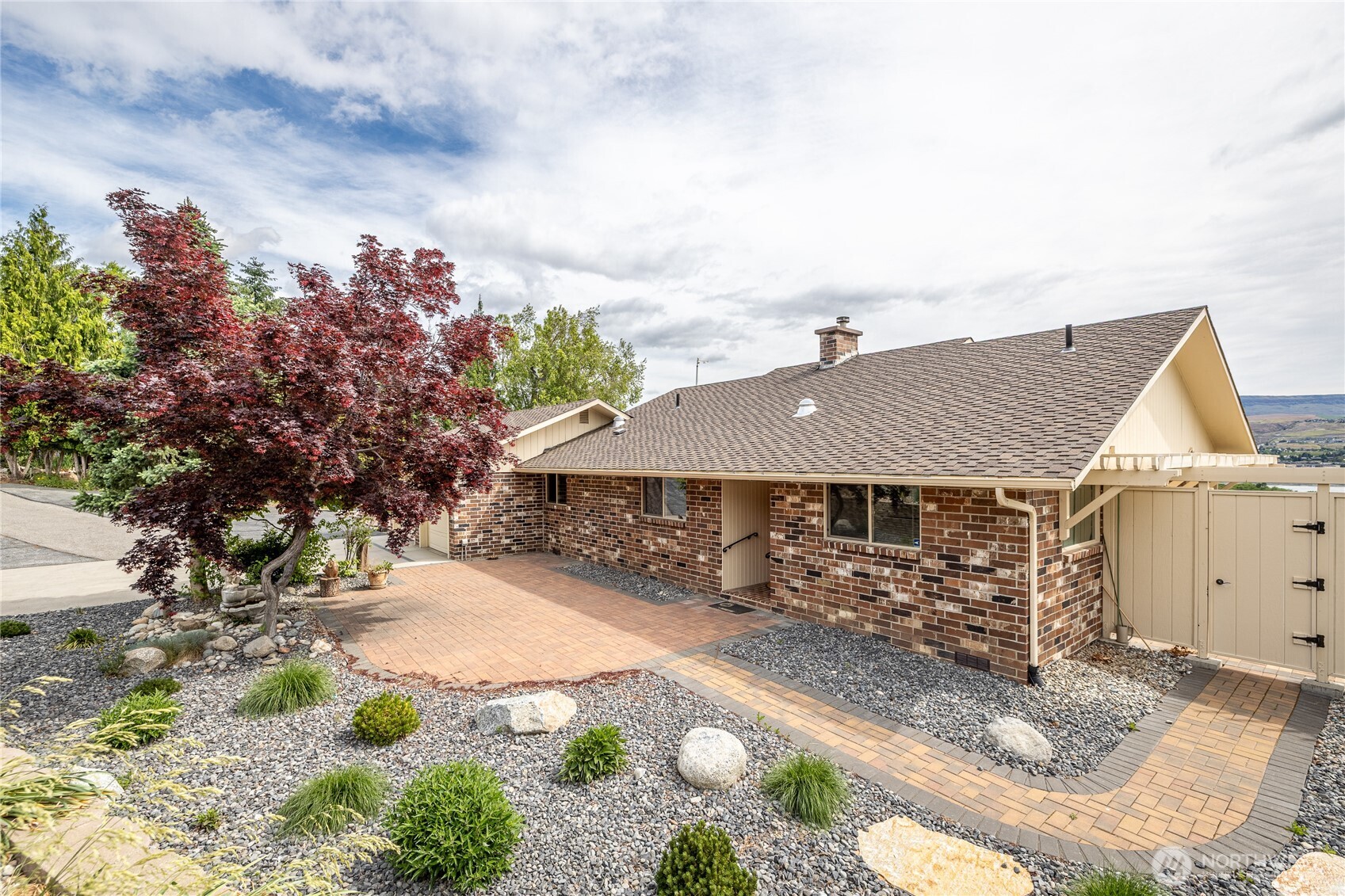 1632 Tanda Lane , Wenatchee, WA 98801-1111
