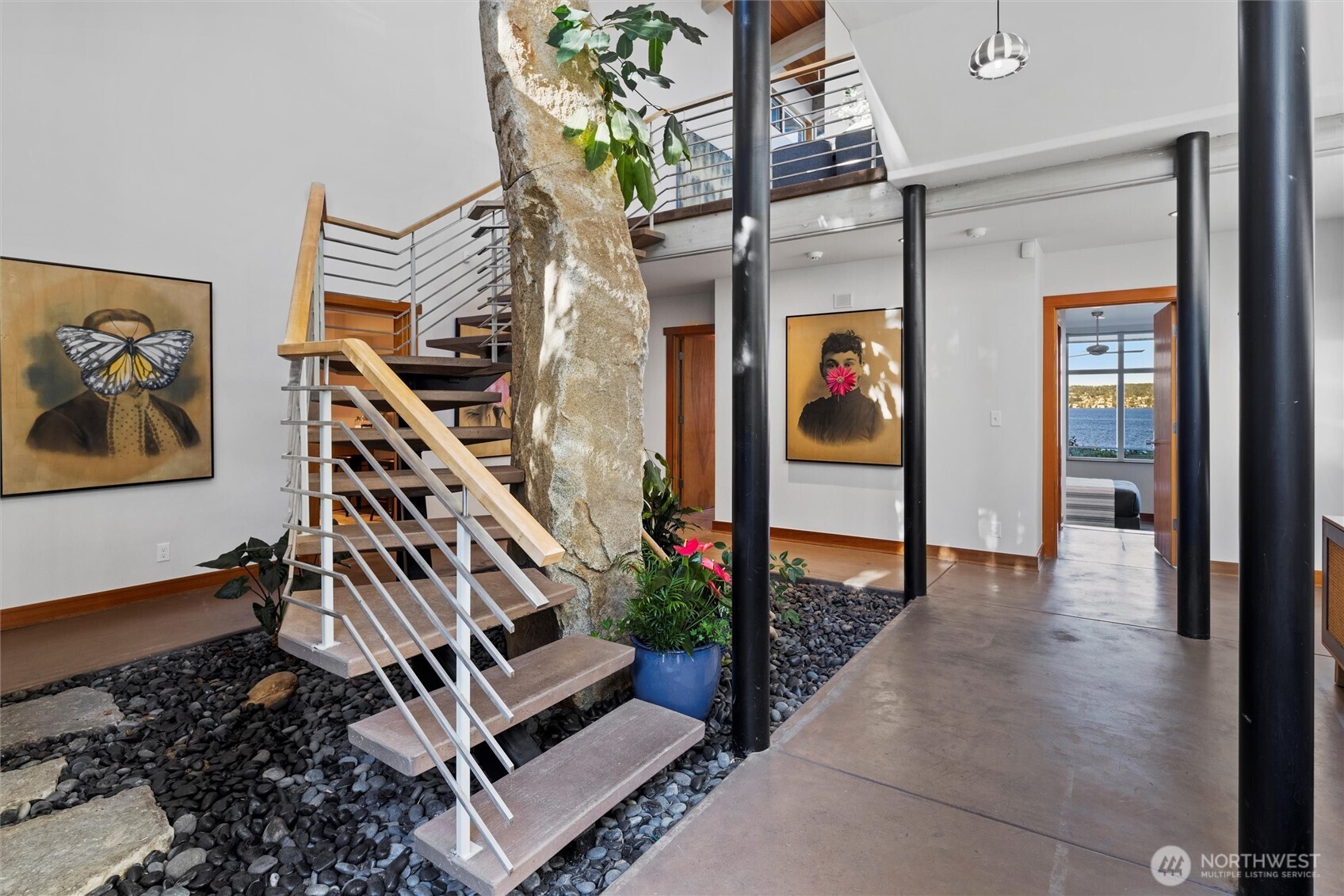 4502 55th Avenue NE, Seattle, WA 98105-3837