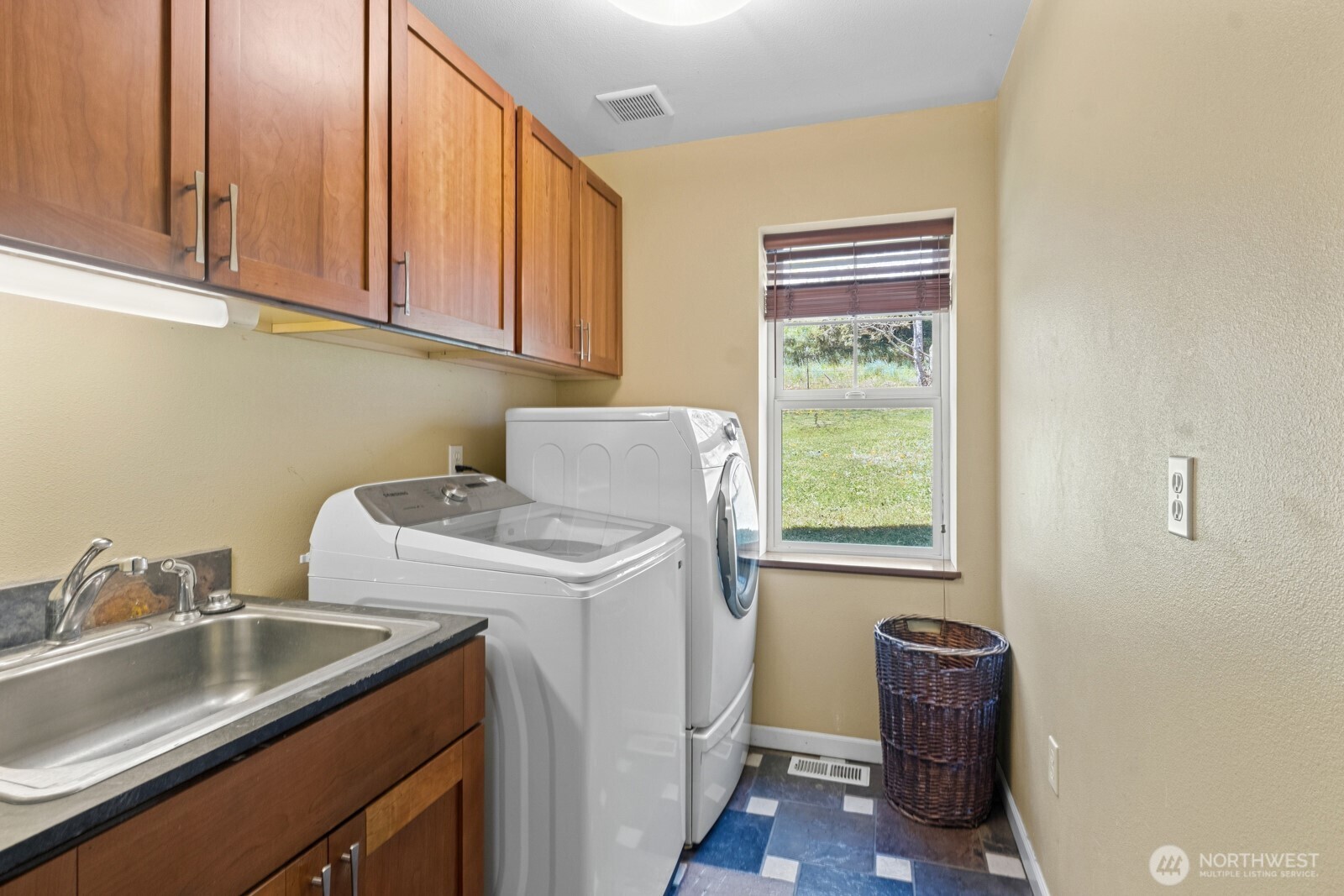 1100 Wilson Road NW, Olympia, WA 98502