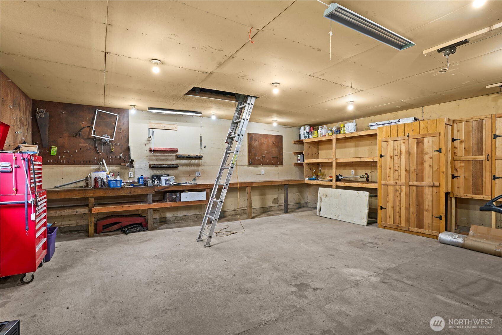 2550 SW Youwood Way , Port Orchard, WA 98367