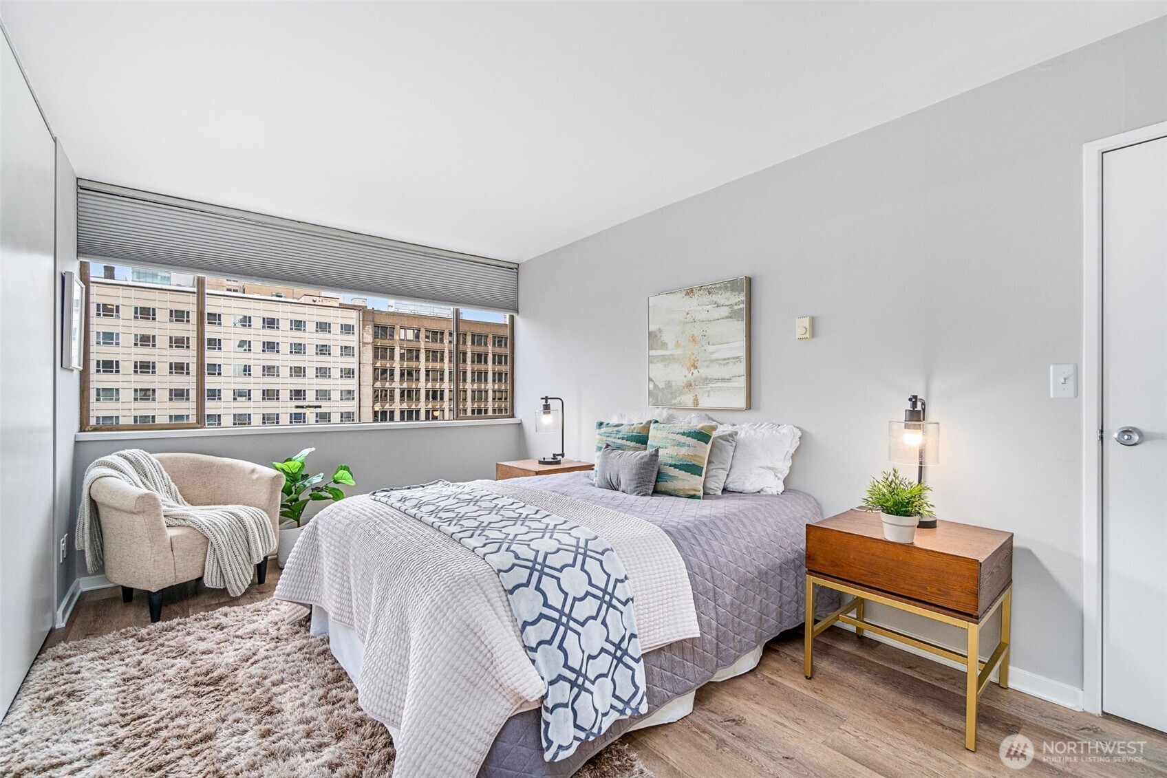 1120 8th Avenue #904, Seattle, WA 98101