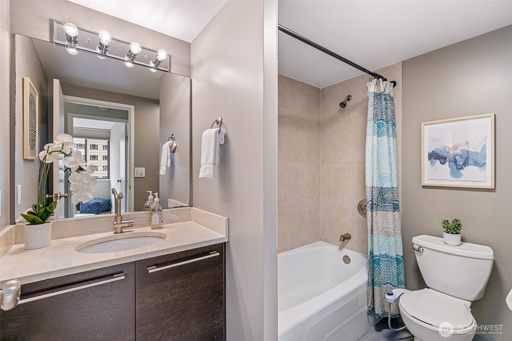 1120 8th Avenue #904, Seattle, WA 98101