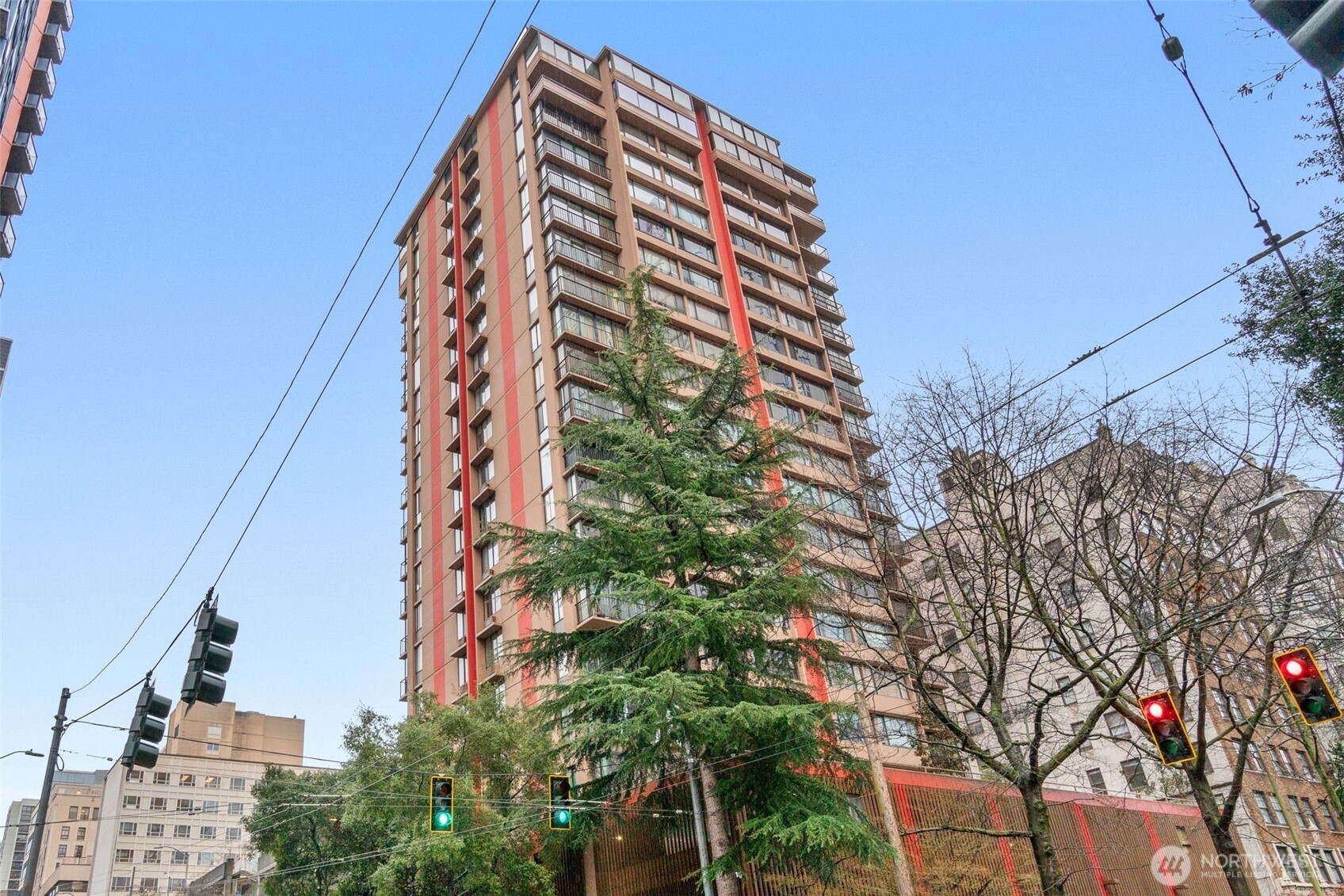 1120 8th Avenue #904, Seattle, WA 98101