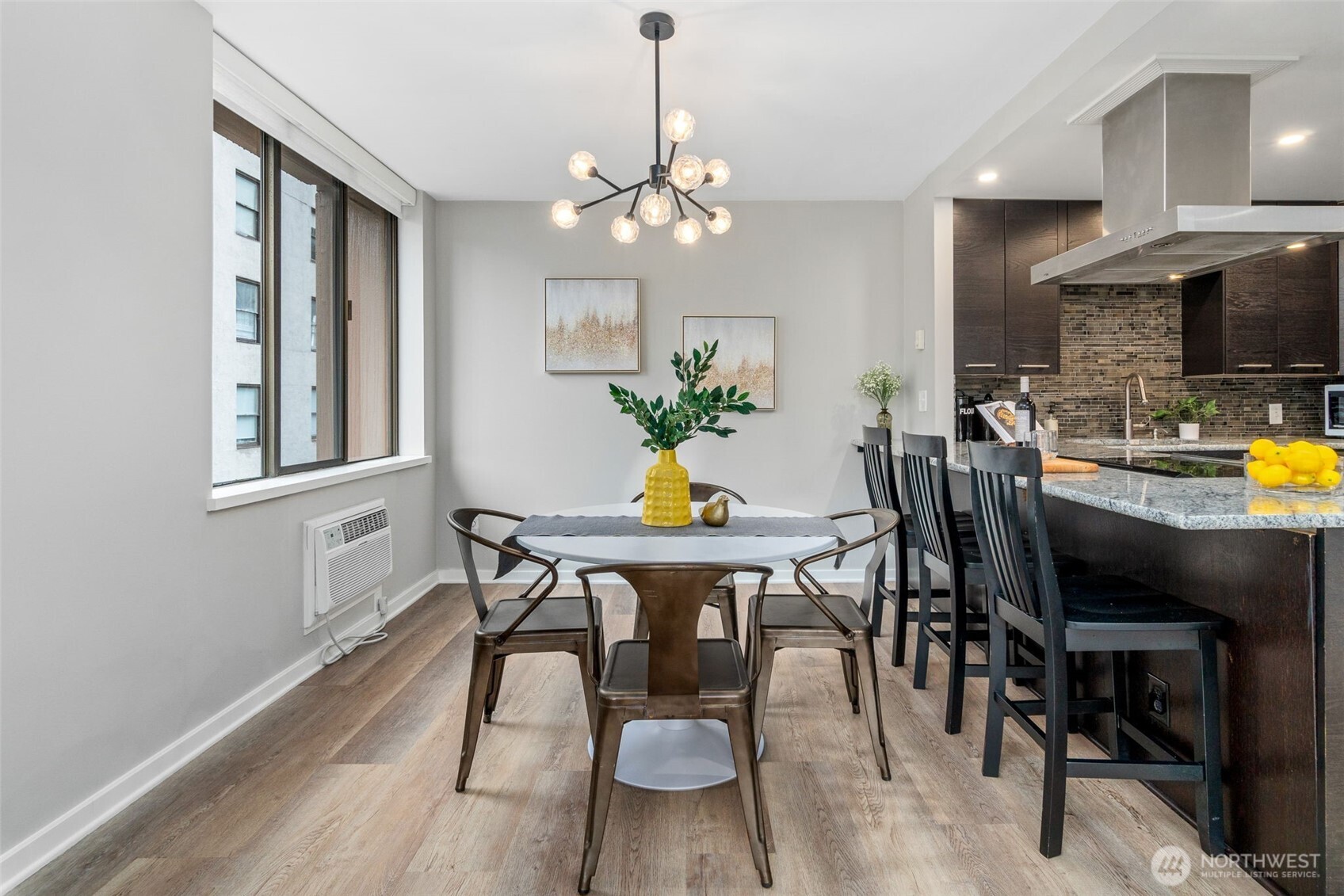 1120 8th Avenue #904, Seattle, WA 98101
