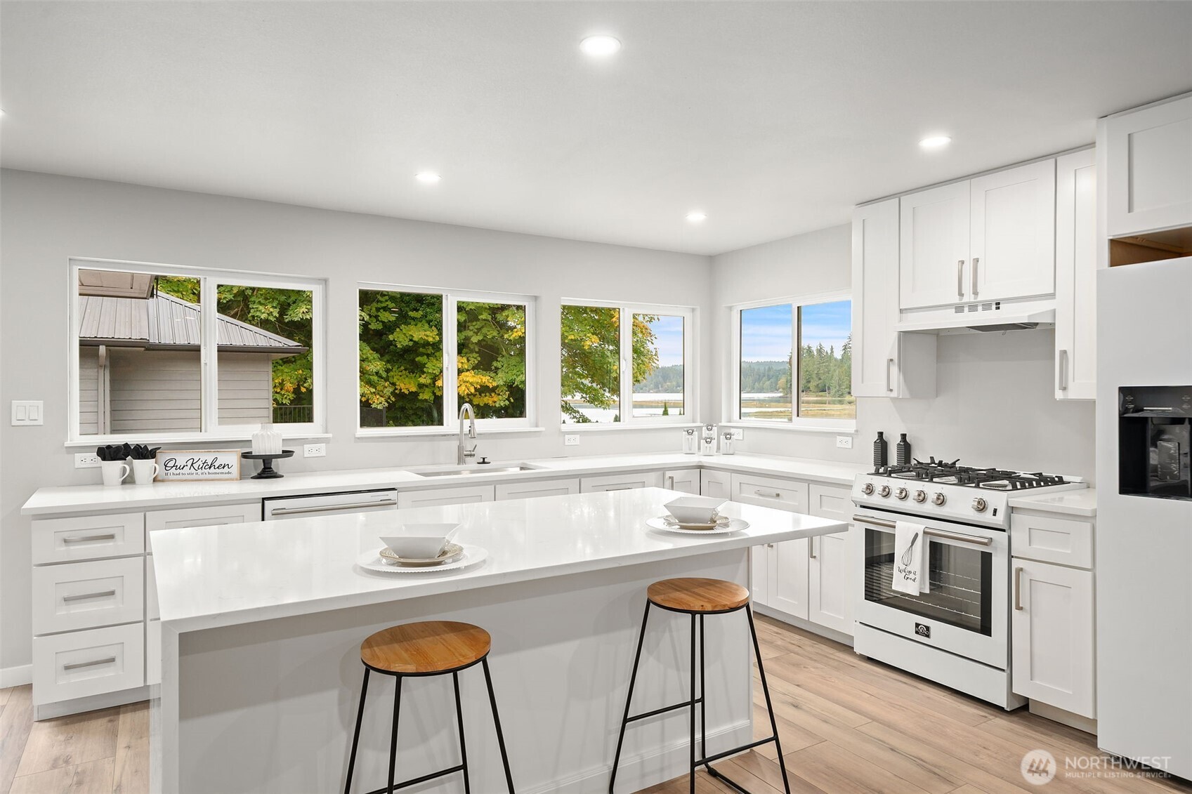 27582 State Highway 104 NE, Kingston, WA 98346