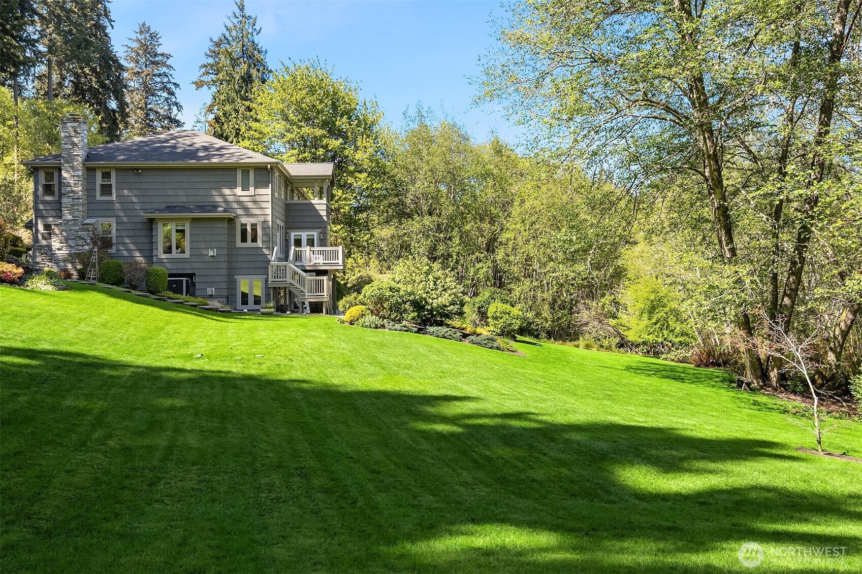 13364 Bridgestone Court NE, Bainbridge Island, WA 98110