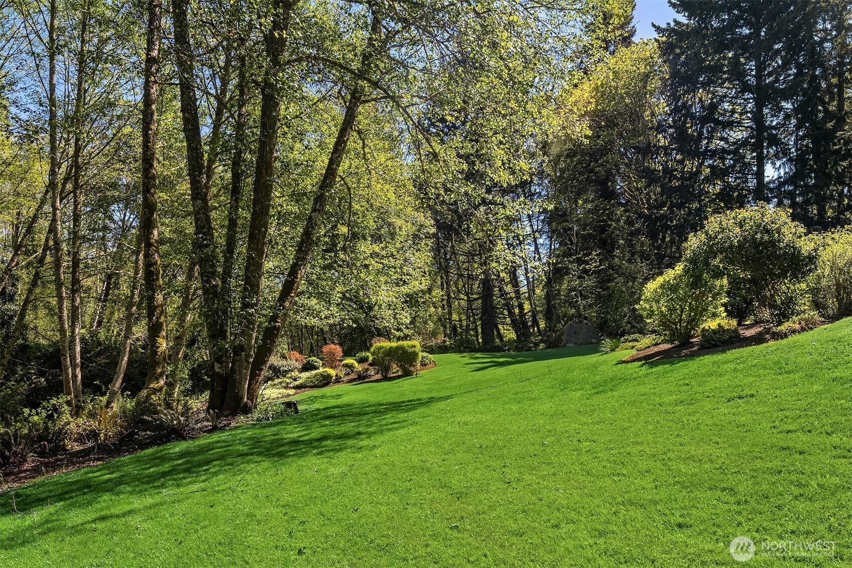 13364 Bridgestone Court NE, Bainbridge Island, WA 98110