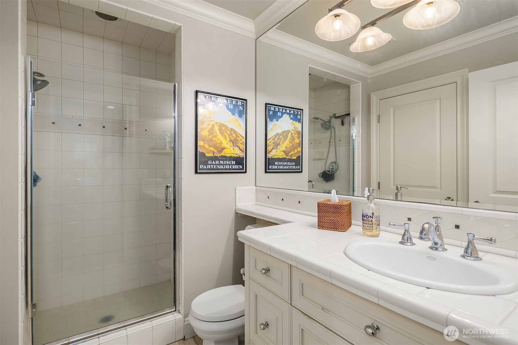 13364 Bridgestone Court NE, Bainbridge Island, WA 98110