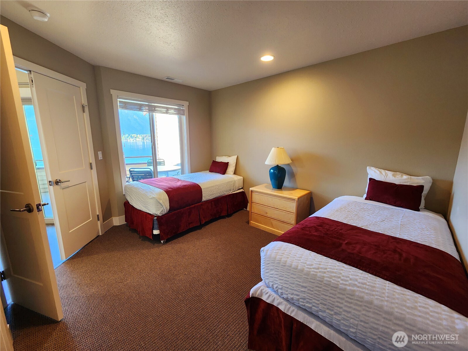 1 Lakeside 717-P , Manson, WA 98831