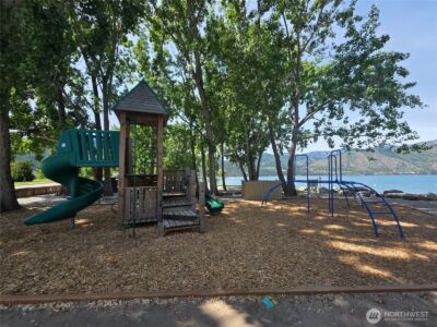 1 Lakeside 717-P , Manson, WA 98831 - Photo 34