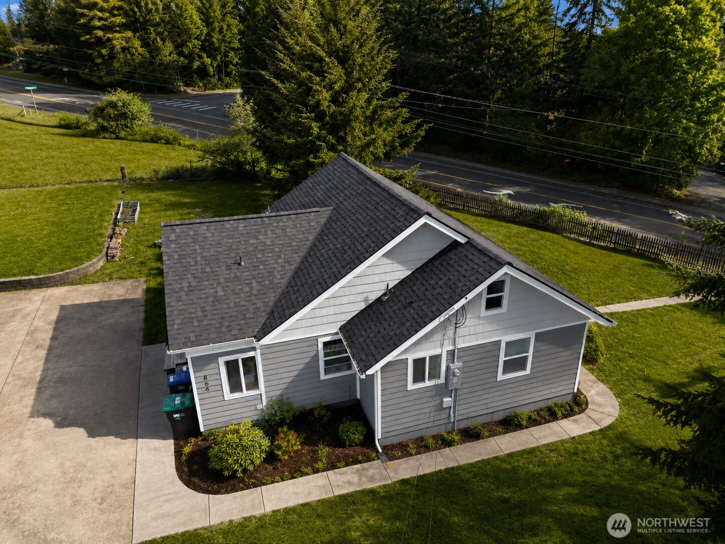 866 NW Karkainen Lane , Poulsbo, WA 98370