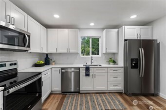 866 NW Karkainen Lane , Poulsbo, WA 98370