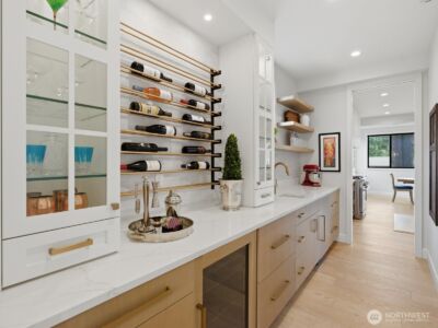 8216 23rd Avenue NE, Seattle, WA 98115 - Photo 13