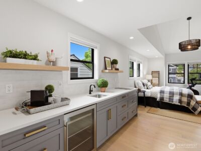 8216 23rd Avenue NE, Seattle, WA 98115 - Photo 30
