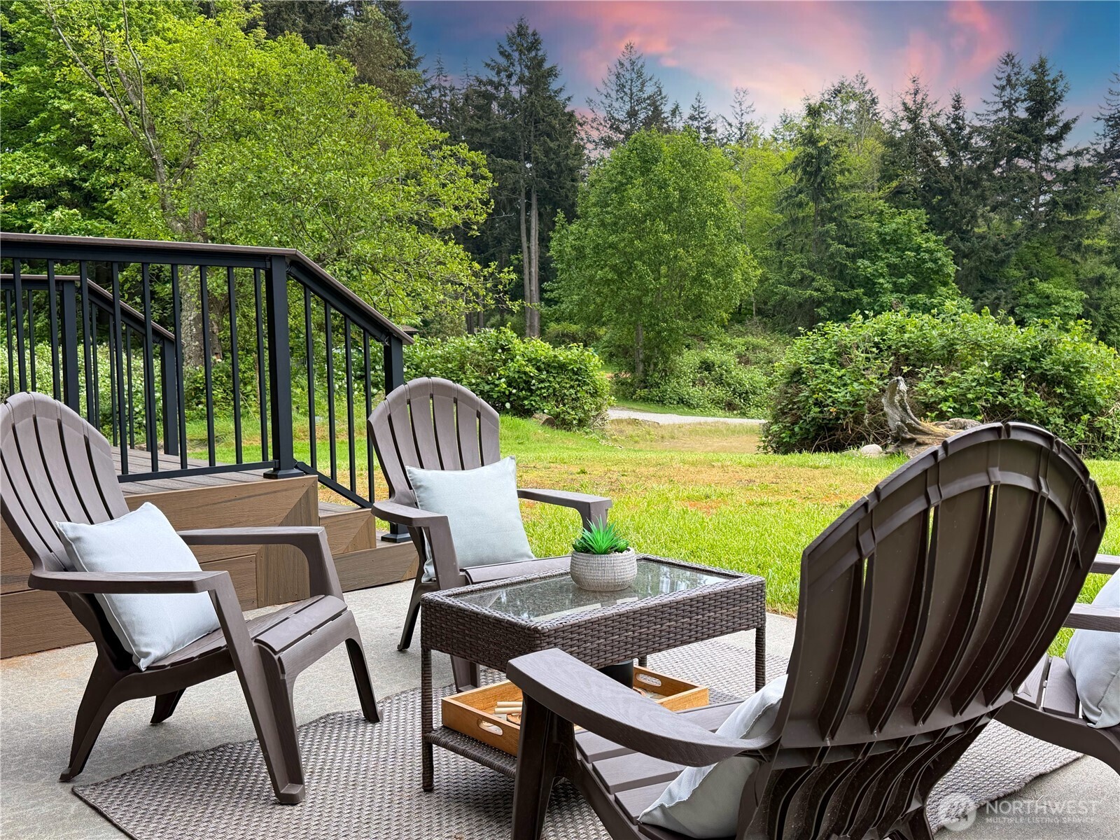 17 B Whidbey Island Drive , Hat Island, WA 98206