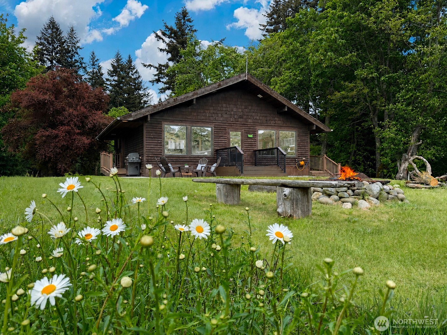 17 B Whidbey Island Drive , Hat Island, WA 98206
