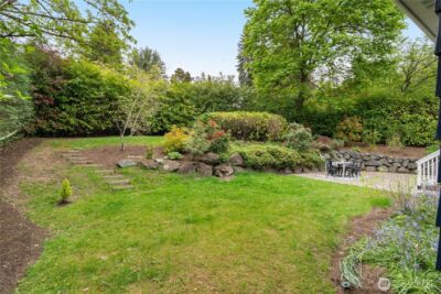 11007 Alton Avenue NE, Seattle, WA 98125 - Photo 26
