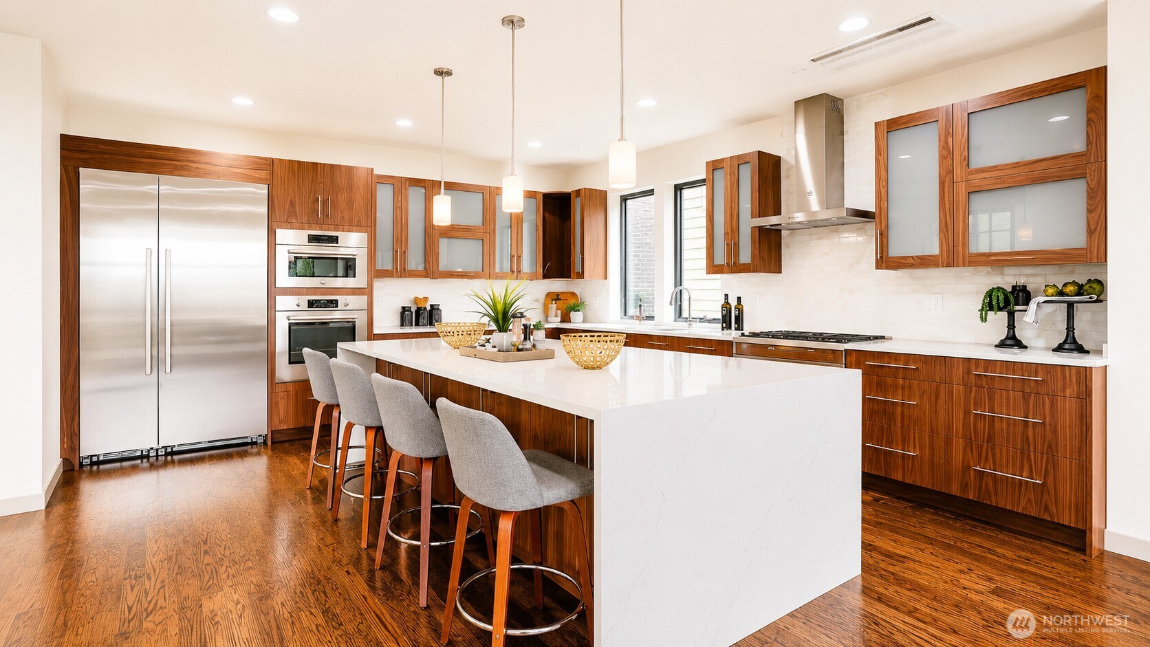 414 30th Avenue , Seattle, WA 98122