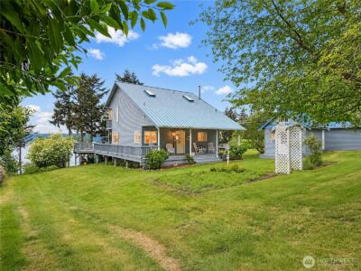 38 M Cascade Drive , Hat Island, WA 98206