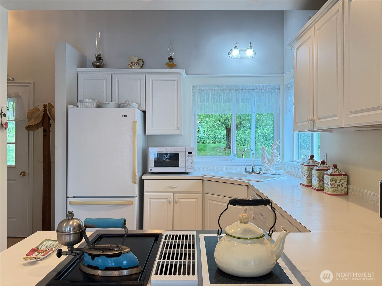 38 M Cascade Drive , Hat Island, WA 98206
