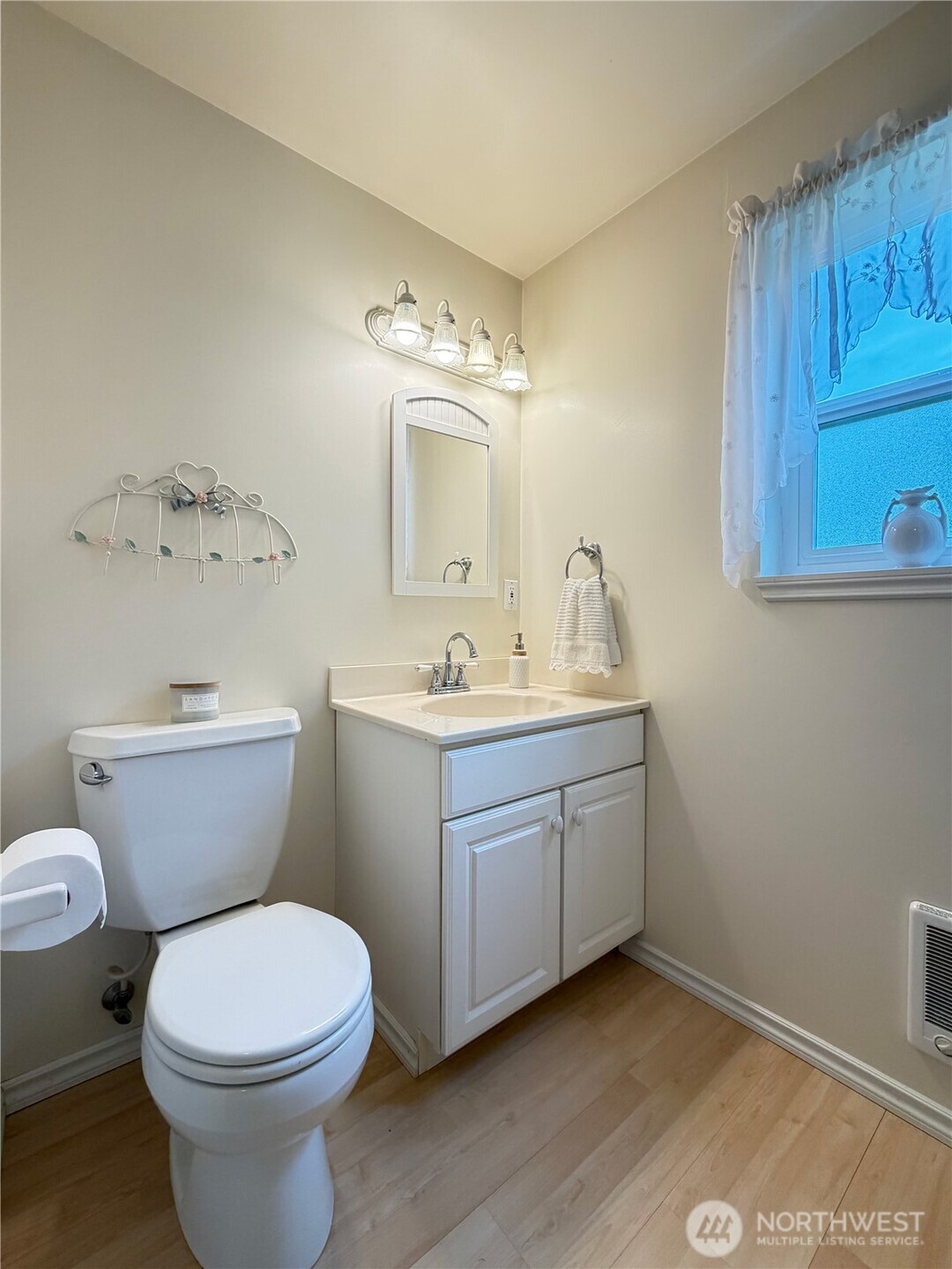 38 M Cascade Drive , Hat Island, WA 98206