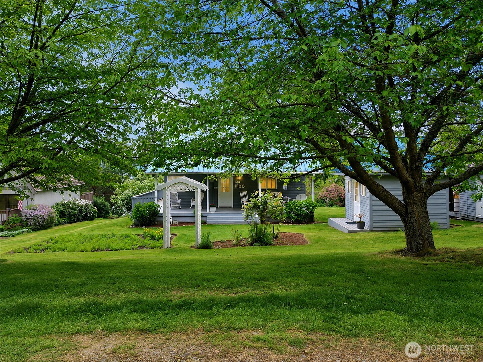 38 M Cascade Drive , Hat Island, WA 98206