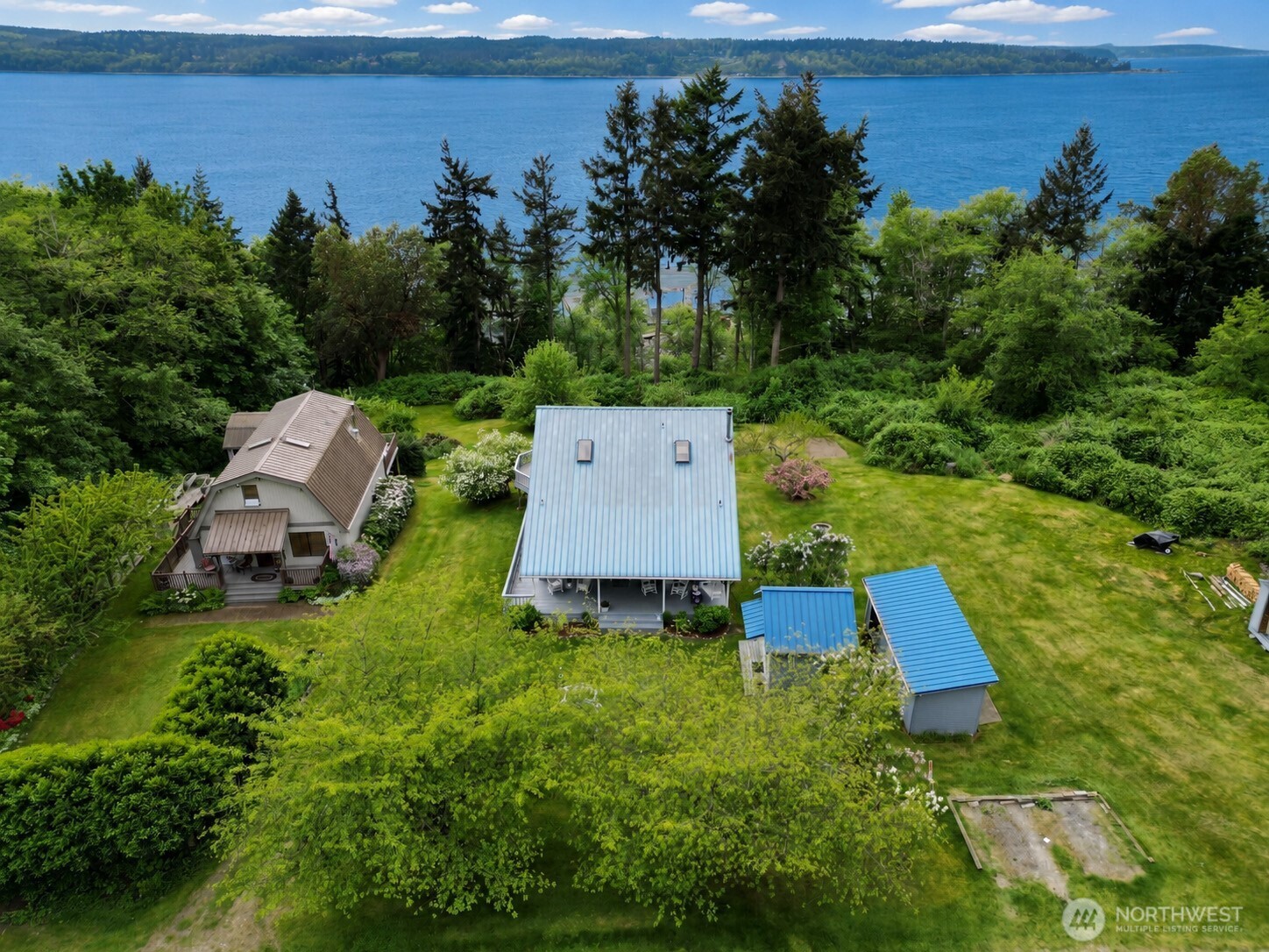38 M Cascade Drive , Hat Island, WA 98206