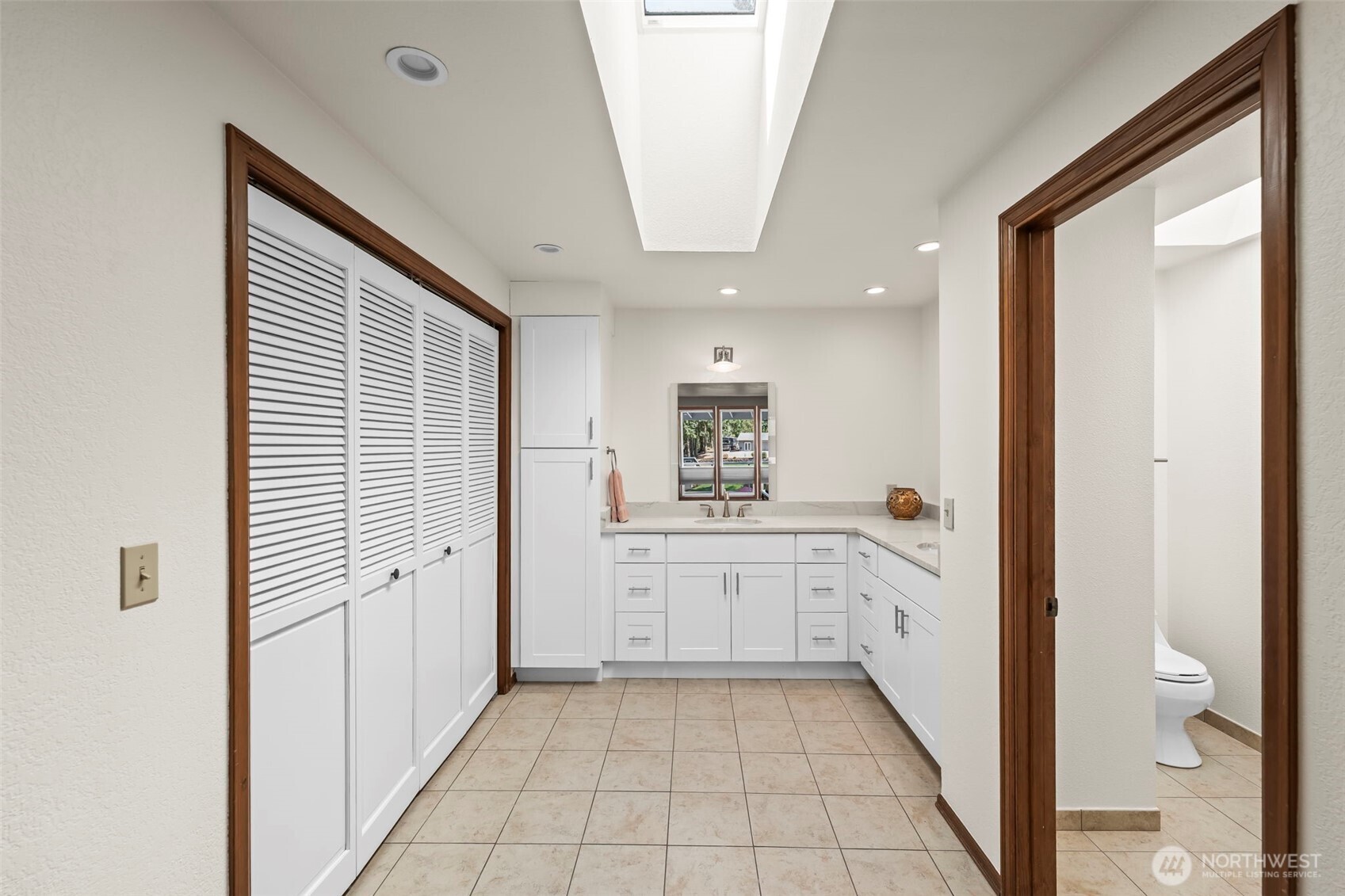 407 Point Fosdick Drive NW, Gig Harbor, WA 98335