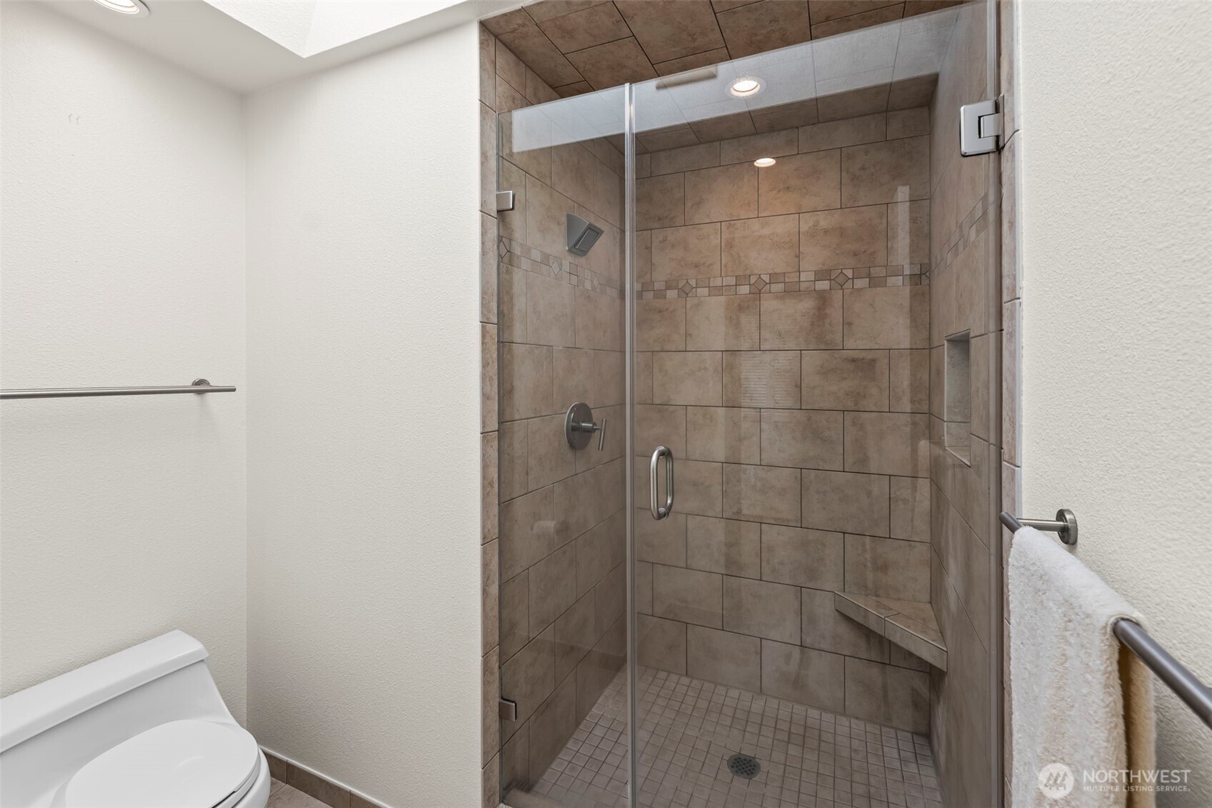 407 Point Fosdick Drive NW, Gig Harbor, WA 98335