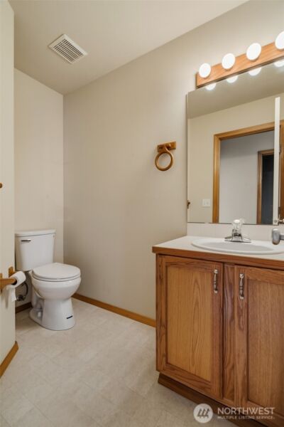 5711 Pasinetti Street E, Fife, WA 98424-2360 - Photo 13