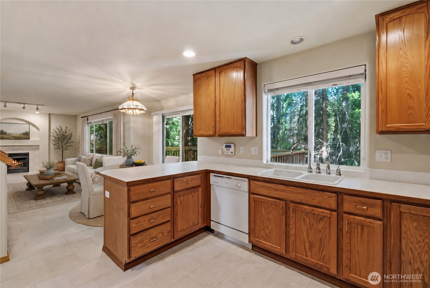 5711 Pasinetti Street E, Fife, WA 98424-2360