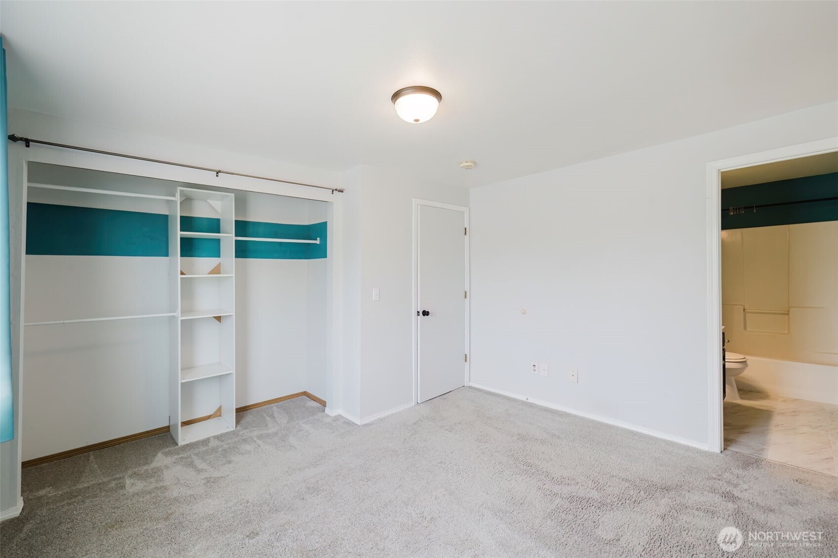644 Adele Avenue , Bremerton, WA 98312