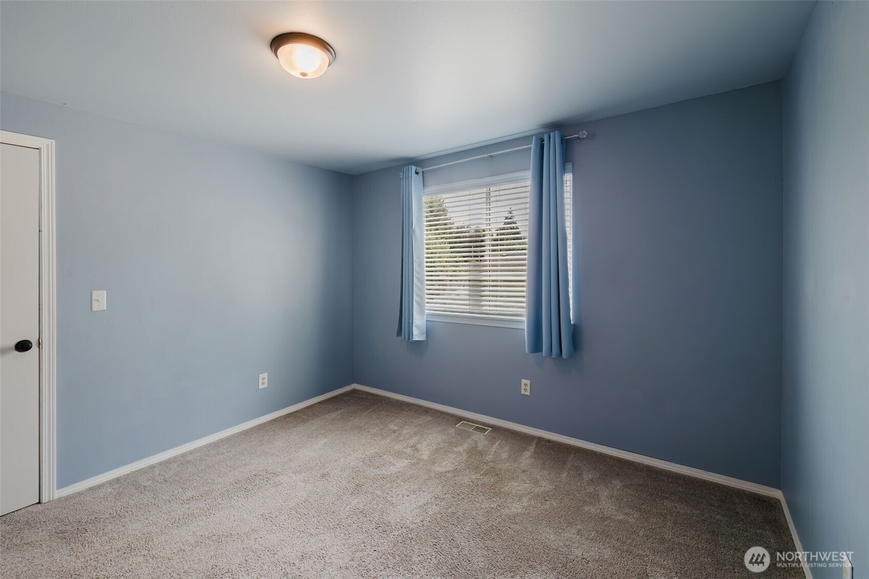 644 Adele Avenue , Bremerton, WA 98312