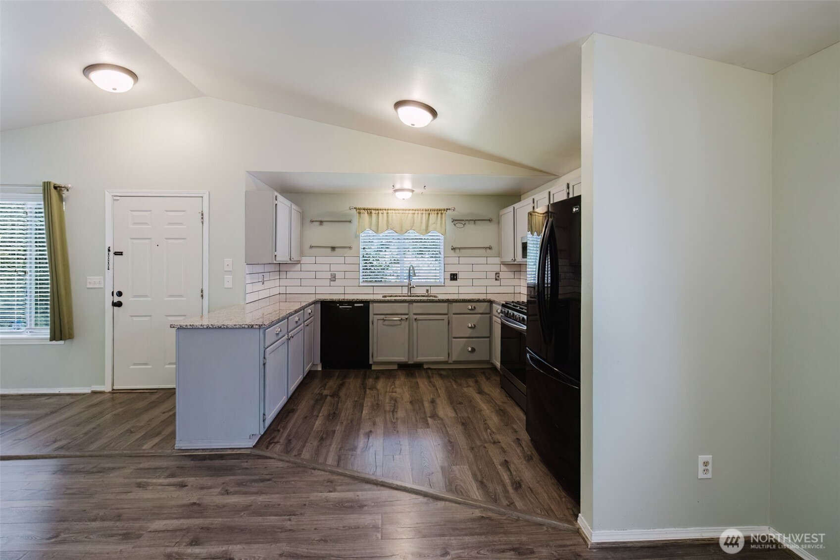 644 Adele Avenue , Bremerton, WA 98312