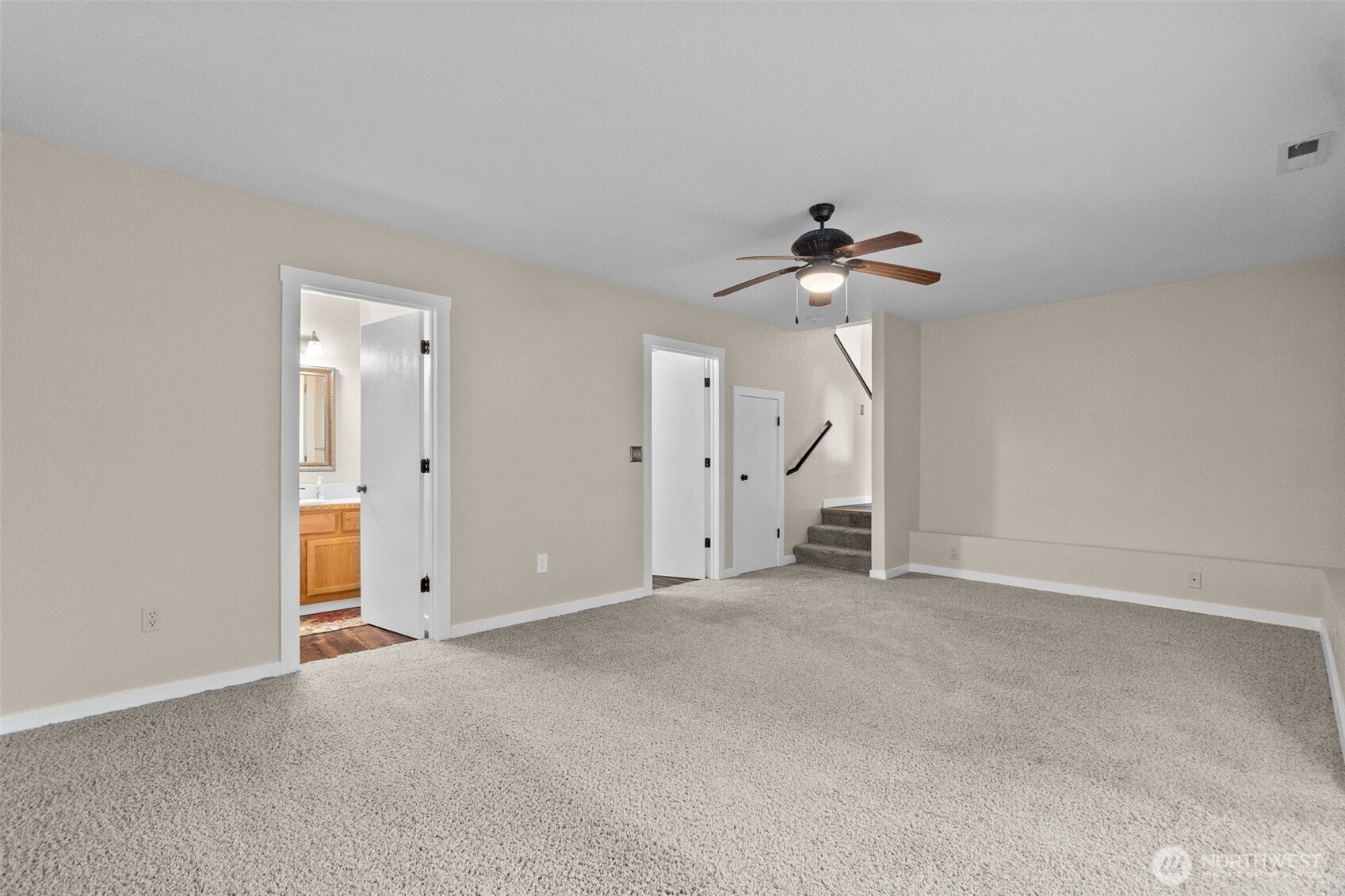 1714 Diamond Loop SE, Lacey, WA 98503