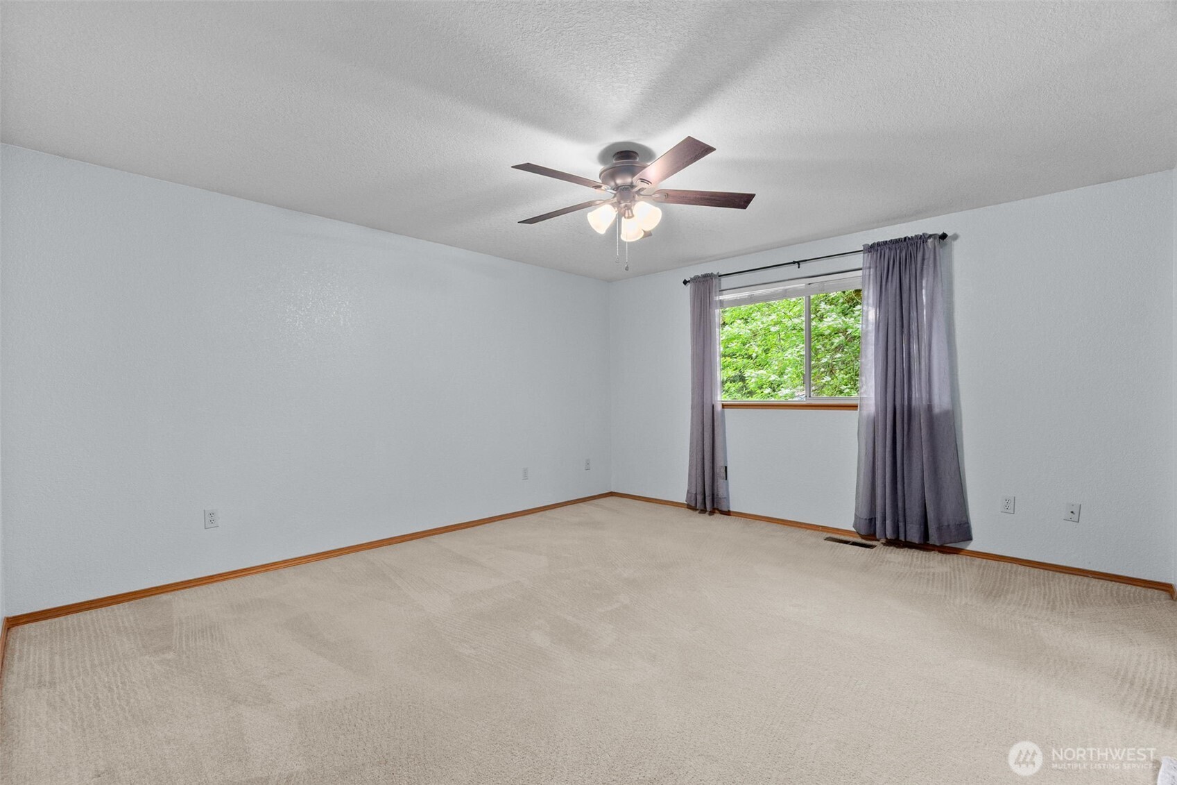 1714 Diamond Loop SE, Lacey, WA 98503