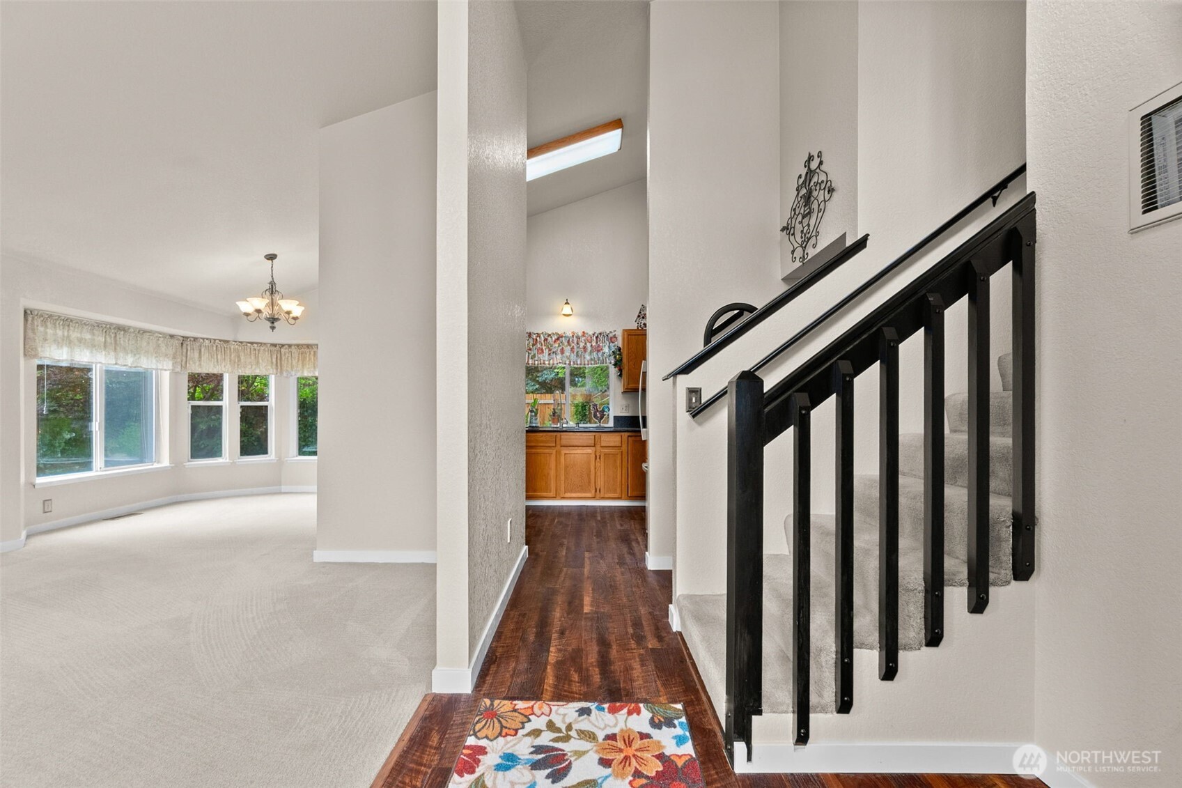 1714 Diamond Loop SE, Lacey, WA 98503