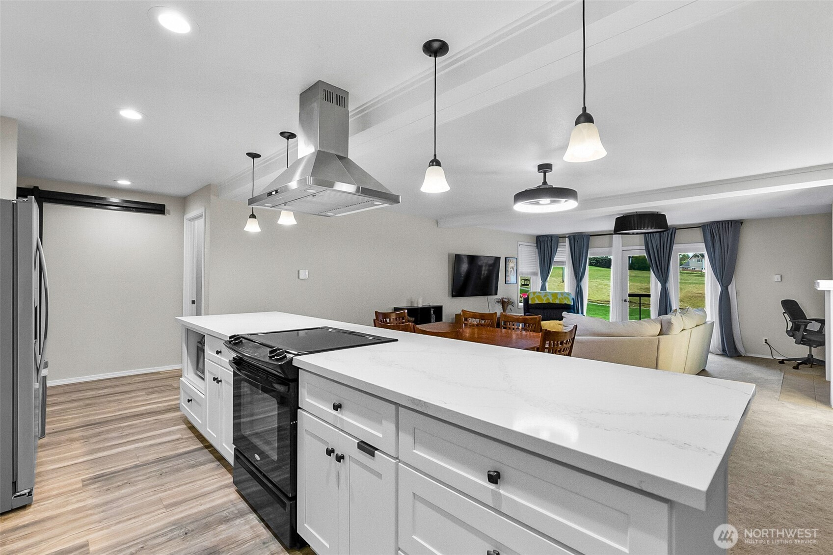 6930 Woodlands Way , Arlington, WA 98223
