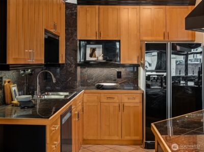 210 3rd Avenue S #3C, Seattle, WA 98104 - Photo 15