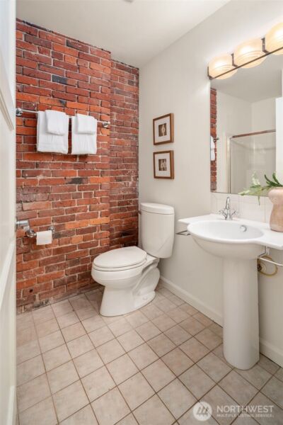 210 3rd Avenue S #3C, Seattle, WA 98104 - Photo 25