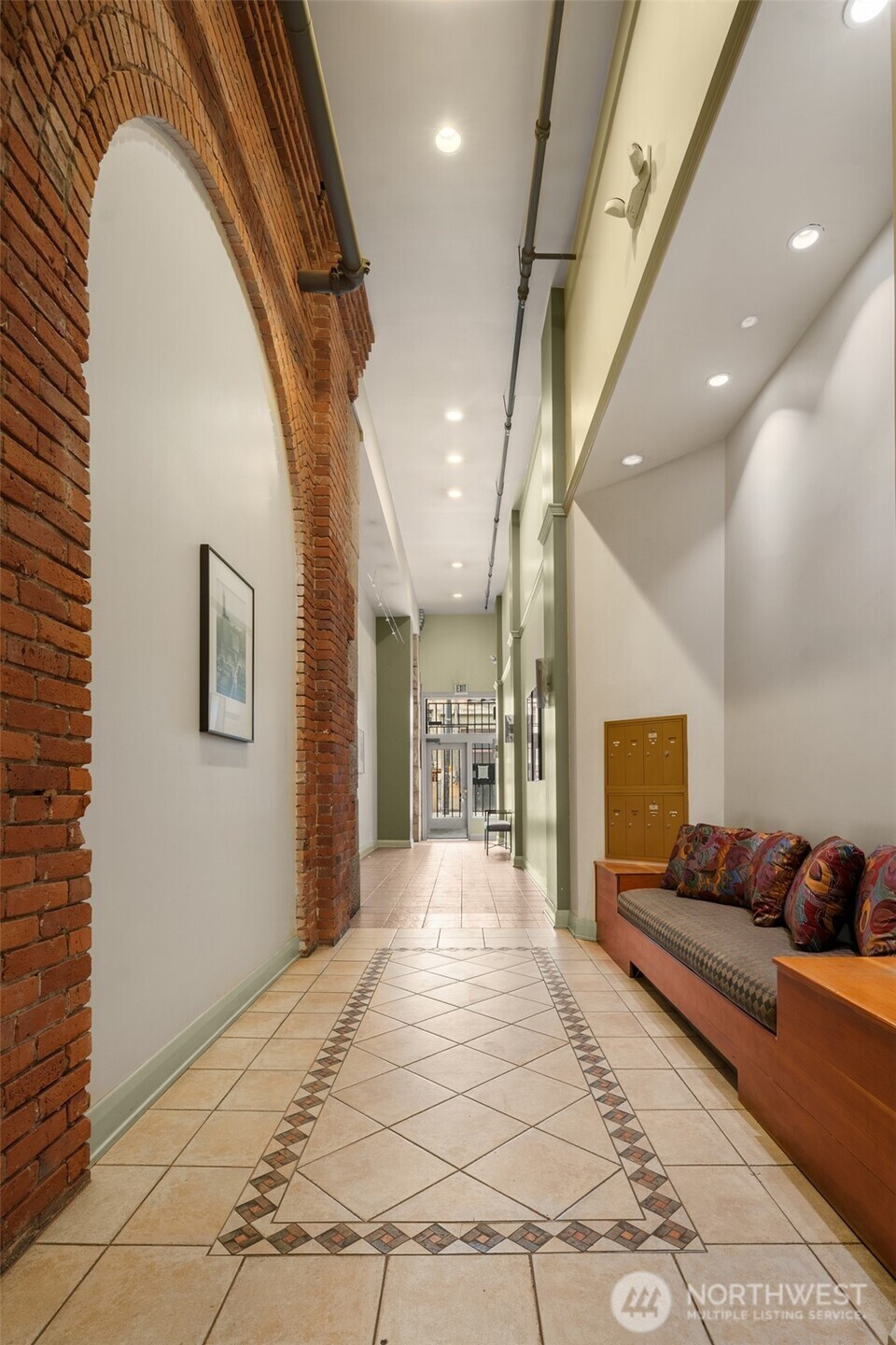 210 3rd Avenue S #3C, Seattle, WA 98104