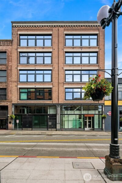 210 3rd Avenue S #3C, Seattle, WA 98104 - Photo 32