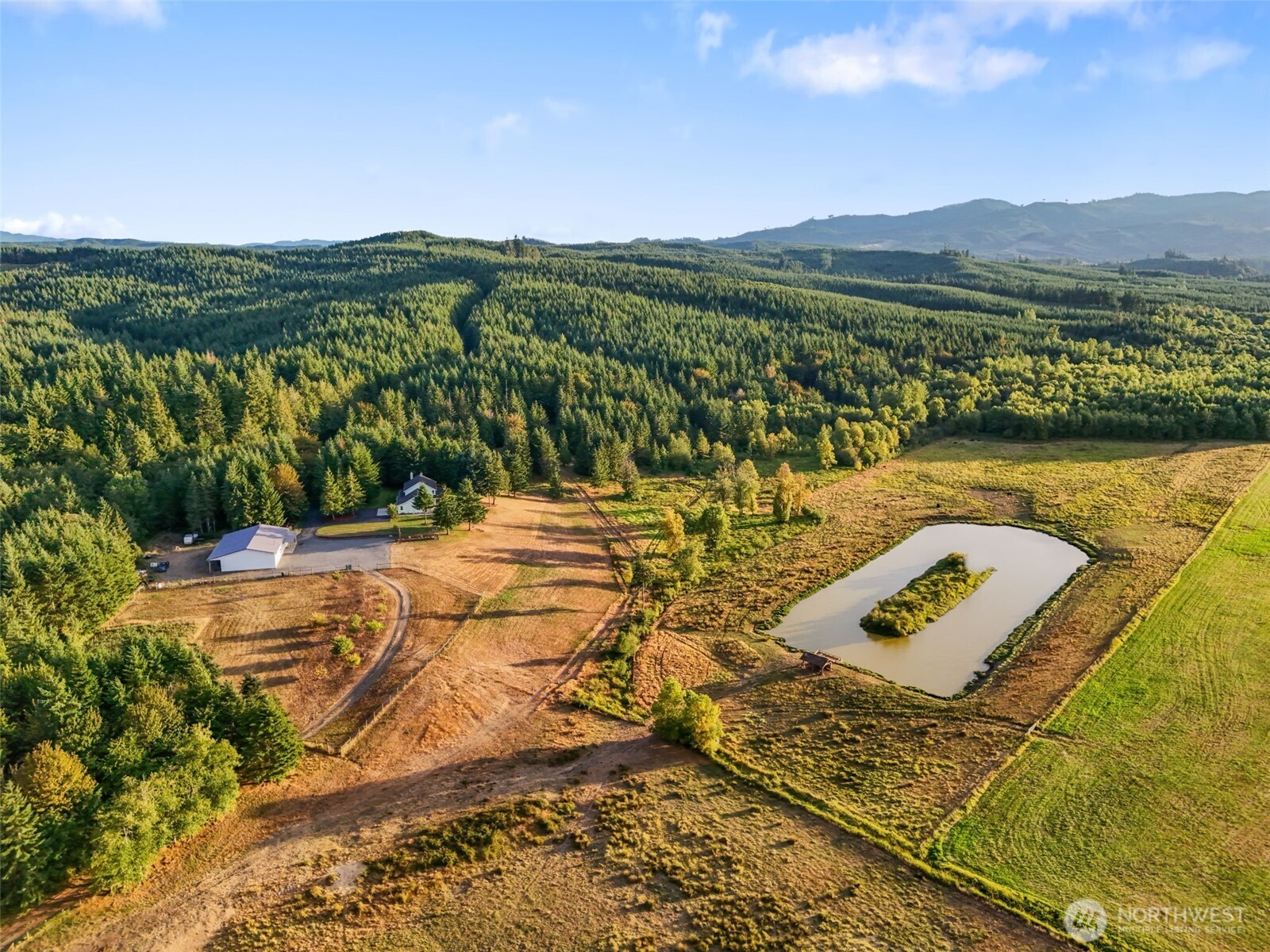 437 Ingalls Road , Rochester, WA 98579