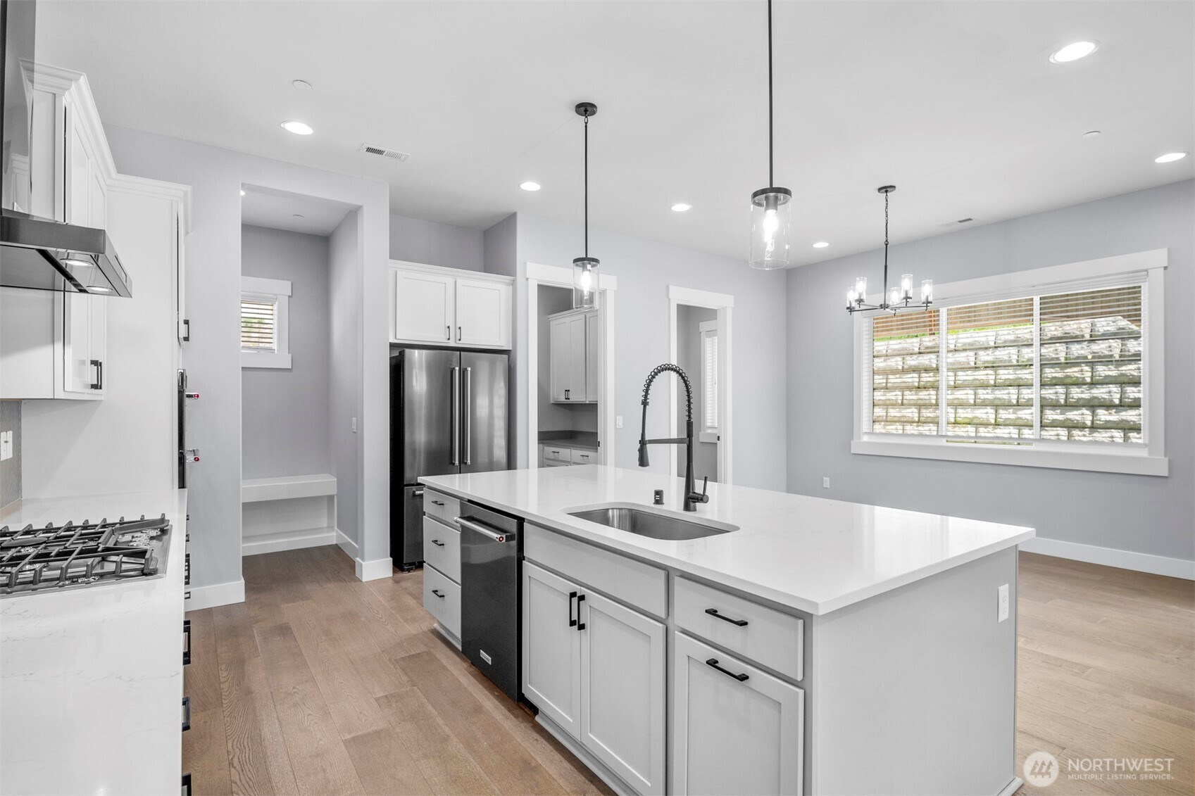 3829 95th Avenue E, Edgewood, WA 98371