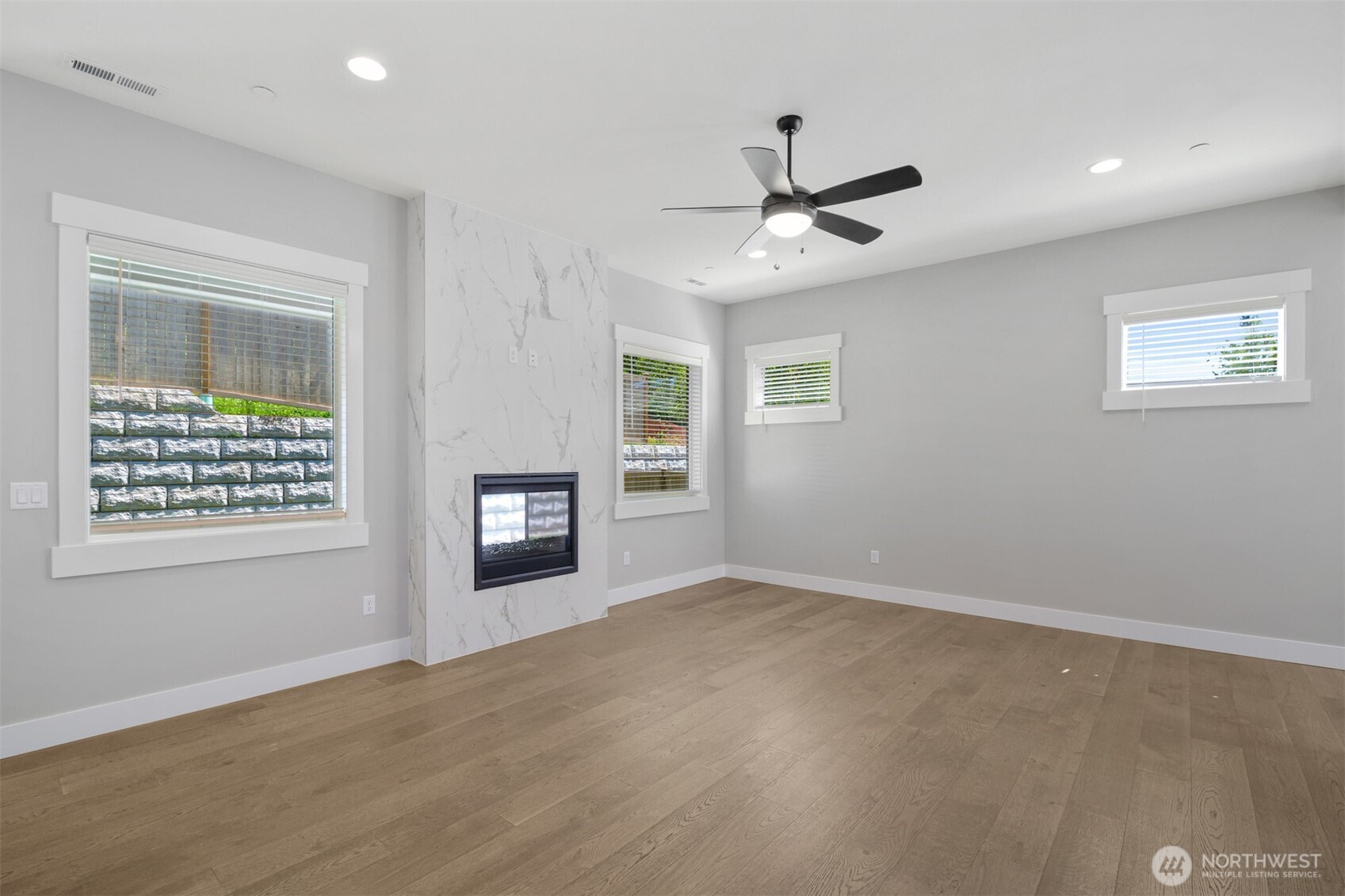 3829 95th Avenue E, Edgewood, WA 98371