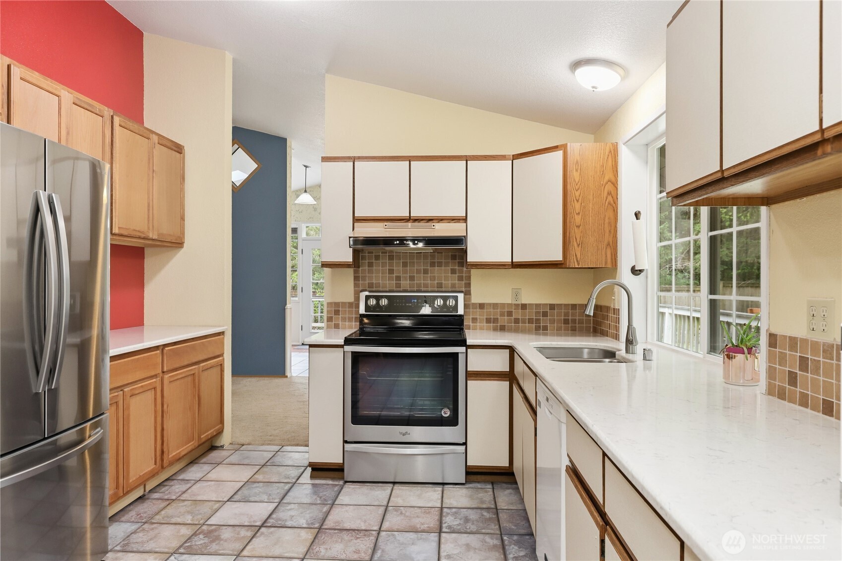 9306 Northwood Drive SE, Olympia, WA 98513