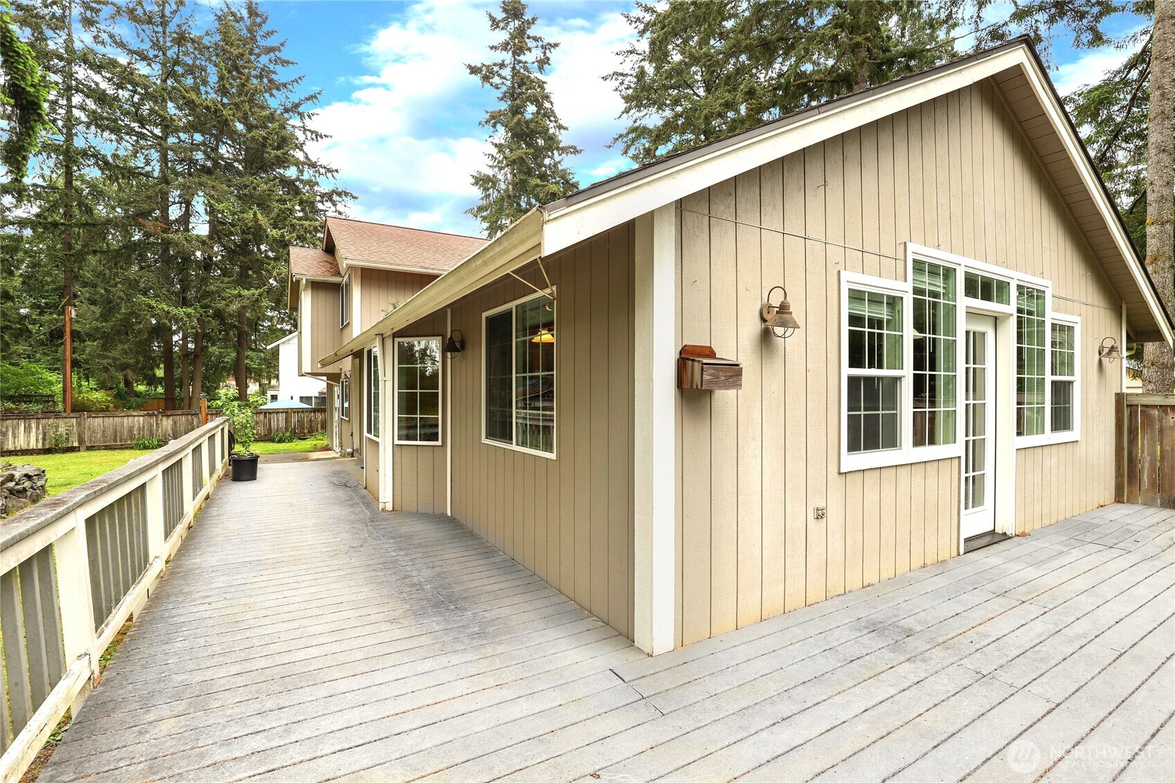 9306 Northwood Drive SE, Olympia, WA 98513