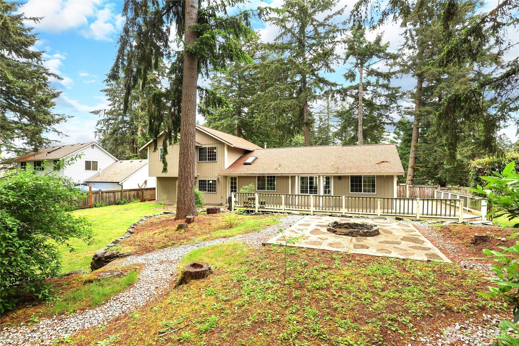 9306 Northwood Drive SE, Olympia, WA 98513
