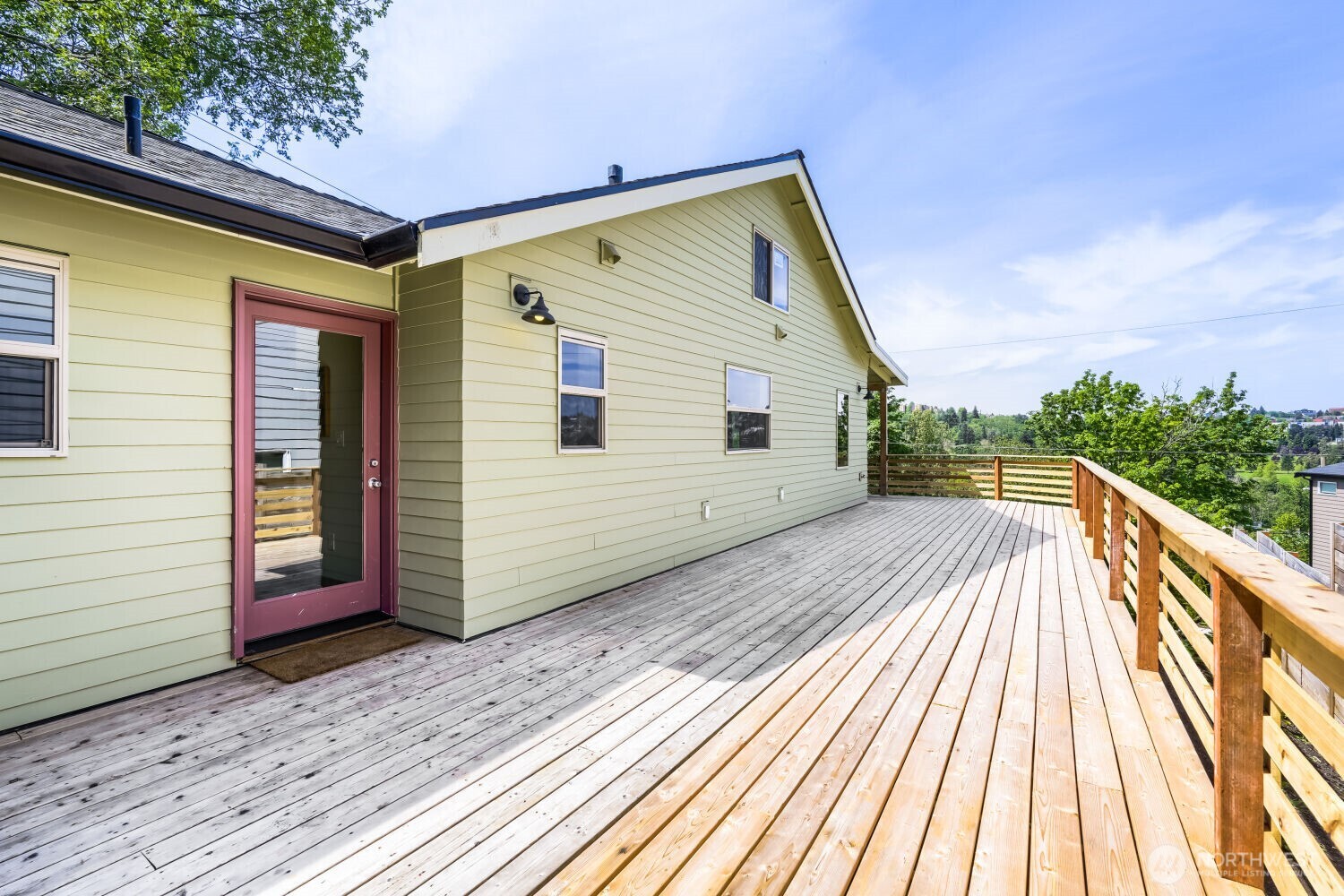 4582 22nd Avenue SW, Seattle, WA 98106